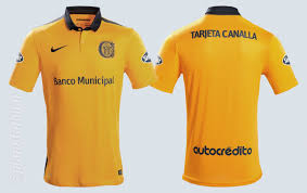 La primera camiseta de rosario central tenía como predominantes los colores rojo y blanco. Camiseta Suplente Nike De Rosario Central 2016
