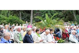 Nachrichten Und Termine Nachrichten Evangelischer Gottesdienst Im Botanischen Garten Hamborn Da Bluht Uns Was Kirchenkreis Duisburg