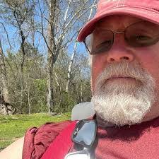 Larry Hedberg's Instagram, Twitter & Facebook