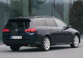One assessment indicates the basic safety rating, applicable to a car with only standard equipment; Honda Accord 2 2i Ctdi Executive Kombi V 2 3 140km 2006