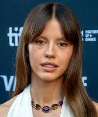 Erin Doherty Net Worth & Wealth (2025)| MoneySnoop