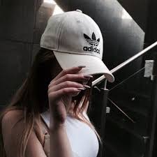 Pinterest Carriefiter Fashion Street Wear Street Style Photography Style Hipster Vintage Design Lan Krutaya Simpatichnaya Devchonka Kepka Opasnaya Devushka