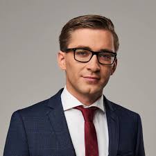 Adam Siek's Instagram, Twitter & Facebook