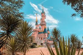 Retrouvez l'actualité des films disney, des spectacles, des événements, et des parcs. 8 Things A First Time Disneyland Paris Visitor Should Know