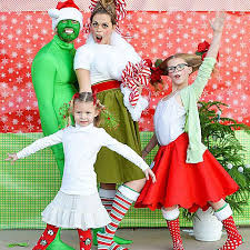 Awkward family photos christmas funny family christmas cards funny christmas pictures christmas cup christmas photo cards xmas cards christmas humor christmas pics christmas portraits. 20 Hilariously Awkward Family Christmas Photos