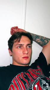 Ethan Pettit (@itsethanpettit)