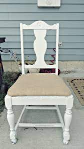 Cute Distressed White Chair With Burlap Seat Rustic Vintage Decor Refinished Chairs Furniture Inspiration