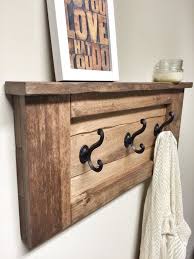 Porte Manteau En Bois Rustique En Noyer Crochets Pour Porte Manteau Decoration Rustique Meubles Flottants Etagere En Bois Stock 2019 Rustik Mobilya Kir Evleri Ve Palet Tahtasi