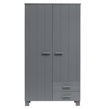 On adore son style chalet alpin traditionnel, mis en valeur par une finition huilée couleur miel et de fines découpes typées. Armoire En Pin Massif Brosse Coloris Anthracite Dim H 202 X L 111 X P 55 Cm Achat Vente Armoire De Chambre Armoire En Pin Anthracite Cdiscount