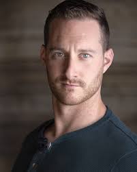 Dave Snook's Instagram, Twitter & Facebook