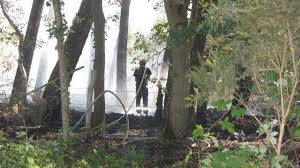 Nombre de sites pollués, occupation humaine du territoire, superficie des zones agricoles, taille des espaces naturels. Sarthe Incendies Dans Une Sapiniere Et Un Batiment Agricole Le Mans Maville Com
