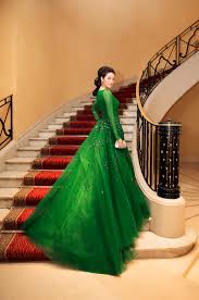Check spelling or type a new query. Ly Nha Ká»³ Diá»‡n Ä'áº§m Cong Chua Mau Xanh La Tren Tháº£m Ä'á» Cannes Vov Vn
