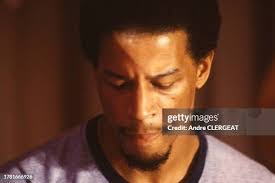 Lamar Barker's Instagram, Twitter & Facebook