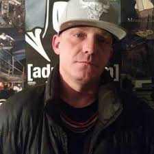 Stream Michael Ingram music