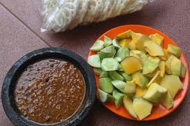 1 buah mangga muda, potong sebesar korek api 3 siung bawang putih 5 buah cabe rawit merah 3 buah cabe merah besar 1 buah gula merah 1 sdm gula pasir. Resep Sambal Rujak Buah Dengan Rasa Dan Tekstur Terbaik Ada Di Sini