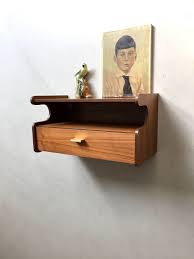 Dieses ablagekasten ist bekannt als ein überaus passendes zubehör komponent für kia sportage. Vintage Regal Wandregal Teak Teak Bord Ablage Flur Etsy Wandregal Teak Garderoben Retro Wandregal