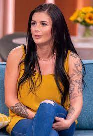 Callie rogers was thrust into public life when she became the youngest lottery winner in the uk. Britain S Youngest Lotto Winner Claims She S Happier As Working Mum After Blowing 2m Jackpot She Won At 16 On Boob Ops Parties Clothes