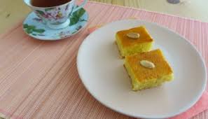 Nach dem backen wird er mit orangensirup getränkt. Revani Susser Griesskuchen Na Endlich