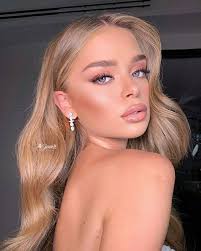 Amber Rains (anrains)