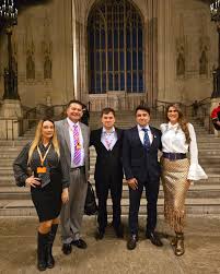 Cristina Reyes Hidalgo added a...