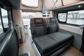 Location de combi split vintage pour, mariage,anniversaire,enterrement de vie de. Location Van Amenage 4 Personnes Le Southland Freedom Camper