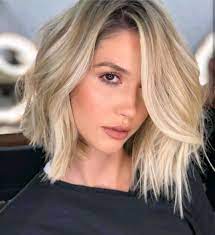 قصات شعر طبقات قصير او طويل هي احد اجمل قصات الشعر وتتميز بتعدد تسريحاتها والتي تجعل الوجه أكثر أنوثة وجاذبية، وهي موضة قصات الشعر لعام 2021. Ø´Ø¹Ø± ÙƒØ§Ø±ÙŠÙ‡ ÙƒØ§Ø±ÙŠÙ‡ Ù…Ø¯Ø±Ø¬ Ø´Ø¹Ø± ÙƒØ§Ø±ÙŠÙ‡ Ù‚ØµØ§Øª Ø´Ø¹Ø± Ù‚ØµÙŠØ±Ø©