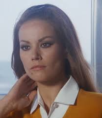 Claudine Auger — Wikipédia