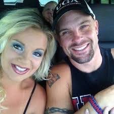 Lana Ayers's Instagram, Twitter & Facebook