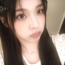 𝑨𝘭𝘪 🦭 (@alis._165)