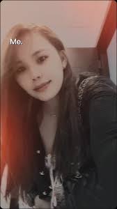 Mona Song Trend Hand