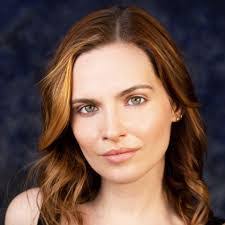 Kim Pyatt's Instagram, Twitter & Facebook