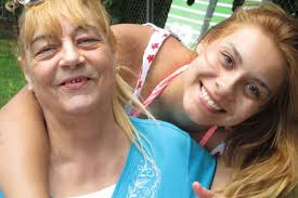 Linda Sweeten's Instagram, Twitter & Facebook