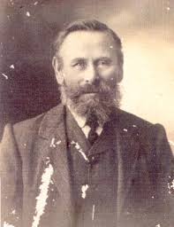 I've "rescued" an old photograph identified as Earl, Mag, and Neil DYKINS.  There is no studio or location indicated