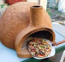 Voilà trois bonnes raisons de construire votre propre four à pizza ! Four A Pizza Exterieur A Fabriquer Soi Meme En Utilisant Une Balle De Gym Four A Pizza Exterieur Construire Un Four A Pizza Four A Pizza Diy