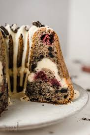 Perfekter kuchen fürs büro, da er mit den äpfeln lange saftig bleibt und nicht gekühlt werden muss! Oreo Himbeer Cheesecake Gugel 2 Julias Torten Und Tortchen