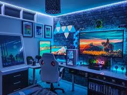 Karena ini tidak memerlukan banyak tempat. 11 Desain Kamar Gaming Yang Bikin Kamu Makin Betah Di Rumah Rumah123 Com