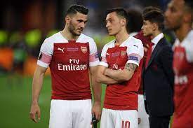 Maybe you would like to learn more about one of these? Video Sead Kolasinac Saves Mesut Ozil When Knife Wielding Man Attacks Car Bleacher Report Latest News Videos And Highlights
