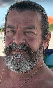 Brian Looper's Instagram, Twitter & Facebook