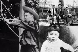 Сообщалось, что в 2009 году у него родилась внебрачная дочь. Tolko Malenkie Eshe Kak 25 Diktatorov I Tiranov Xx Veka Vyglyadeli V Detstve I Yunosti Tchk Lv