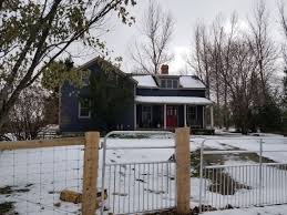 Verified houses affordable furnished ready to move short/long term easy payment. Paisley 4 Bedroom 2 Bathroom House Available For Rent Cottage House Rental Short And Long Term Property Management And Maintenance