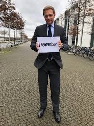 37 of the best memes about canada on the internet. Christian Lindner Mit Einem Schild De