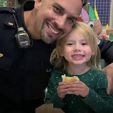 Officer adopts little girl he consoled responding to an abuse report