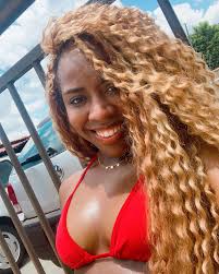 🍓🌶️🥵👩🏾‍🦰 . . . . . . . . #verão #2024