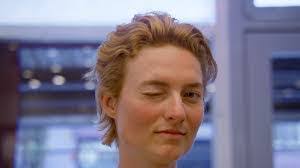 Isabelle Platt's Instagram, Twitter & Facebook