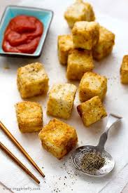 Chinese Salt Pepper Tofu Thinking Of Serving It With Lightly Sauteed Veggies Nourriture Delicieuse Nourriture Gastronomie