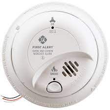 Audible carbon monoxide alarms detect the presence of the excess co and warn residents accordingly. First Alert Sc9120b Hardwire Combination Smoke Carbon Monoxide Alarm With Battery Backup First Alert Store