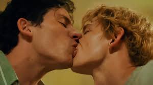 Josh O'Connor & Mike Faist got 'giggles' making out in 'Challengers'