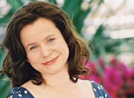 A college student relives the day of her murder over and over again as she tries to discover her killer's identity. Emily Watson Infos Und Filme