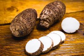 People use the root as a food and to make medicine. Maniok Maab Import Export