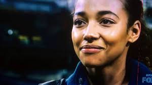 With practice, Fox sports drama Pitch could have knocked it out of the park 